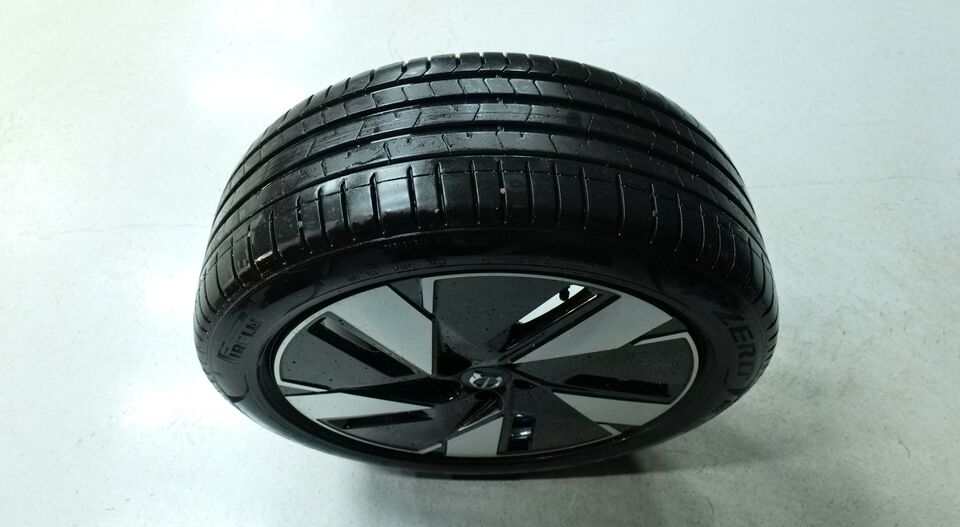 Volvo EX40 vaihtoauto