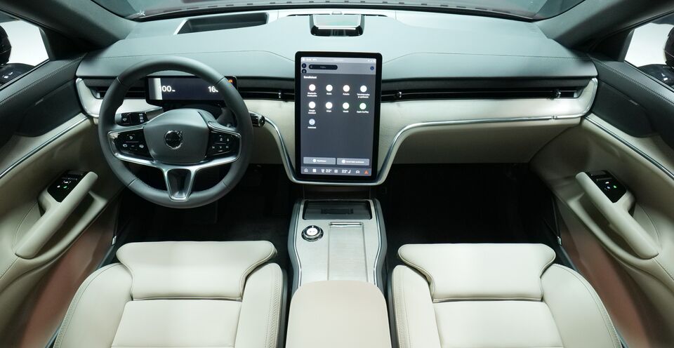 Volvo EX90 vaihtoauto