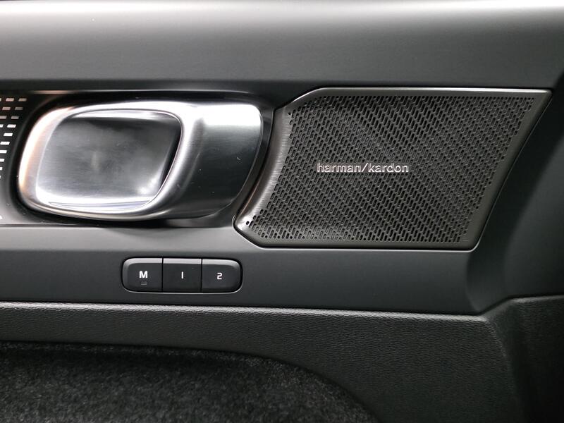 Volvo EC40 vaihtoauto