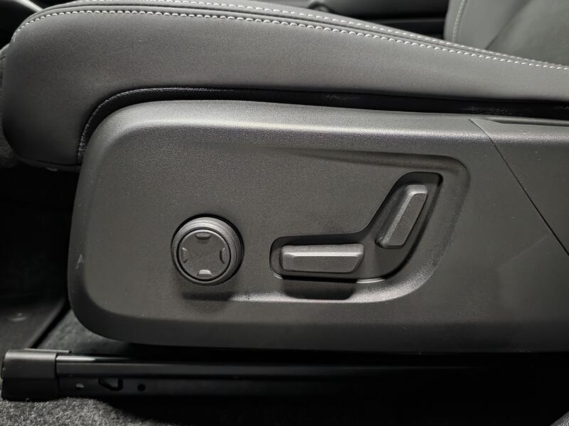 Volvo EC40 vaihtoauto