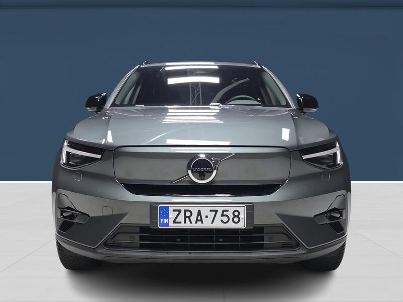 Volvo EX40 vaihtoauto