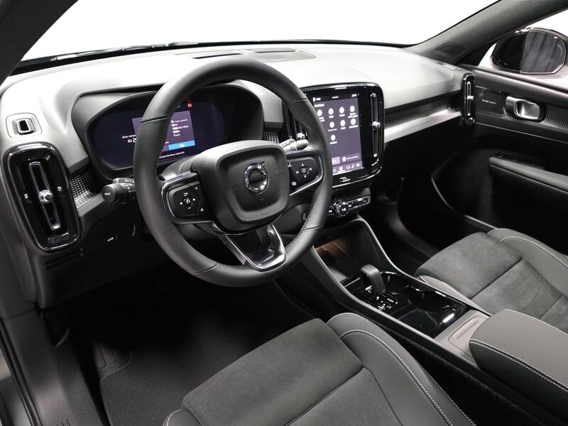 Volvo EX40 vaihtoauto