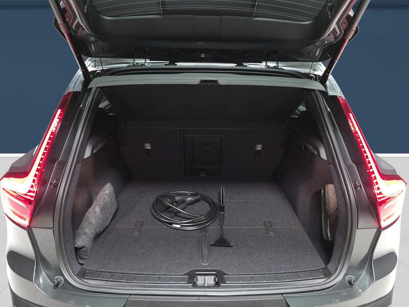 Volvo EX40 vaihtoauto