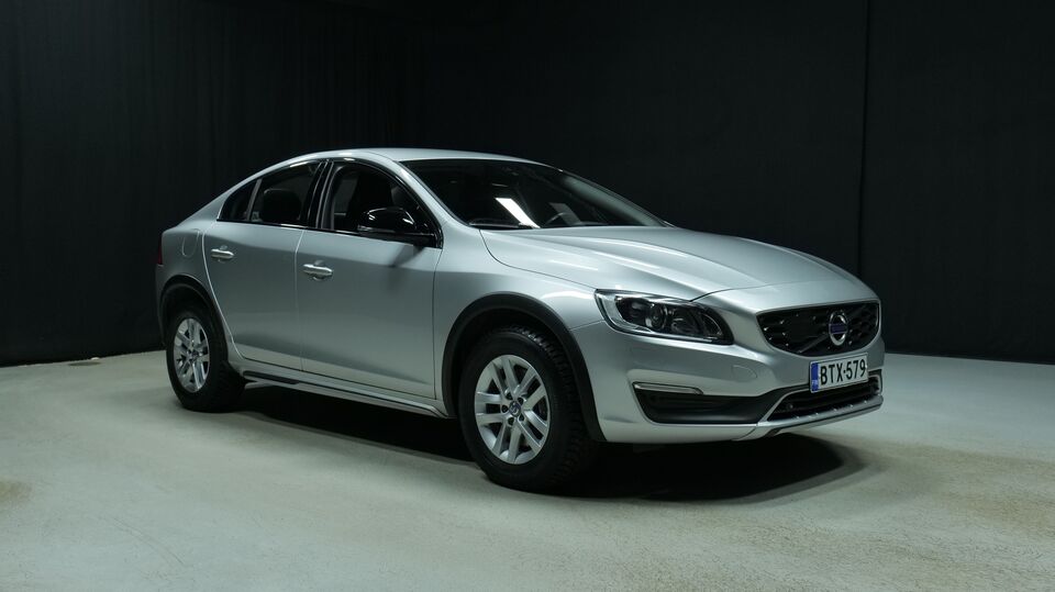 Volvo S60 Cross Country vaihtoauto