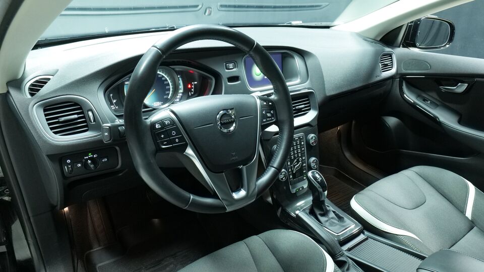 Volvo V40 vaihtoauto