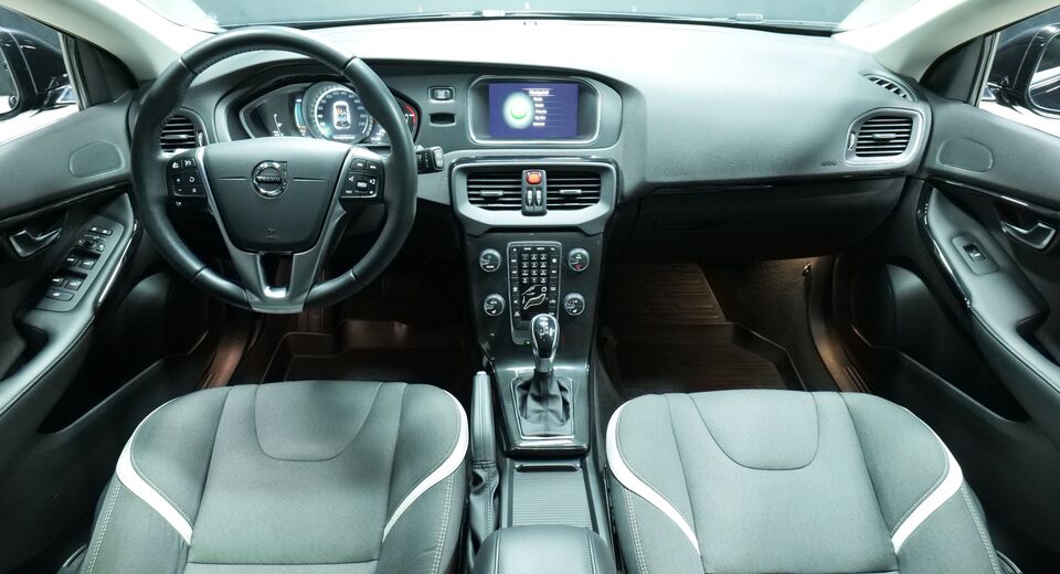 Volvo V40 vaihtoauto