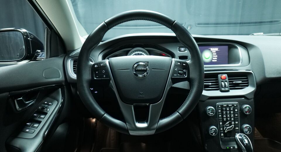 Volvo V40 vaihtoauto