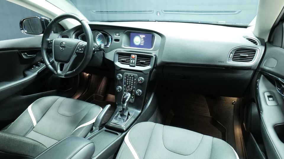 Volvo V40 vaihtoauto