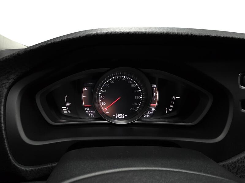 Volvo V40 Cross Country vaihtoauto