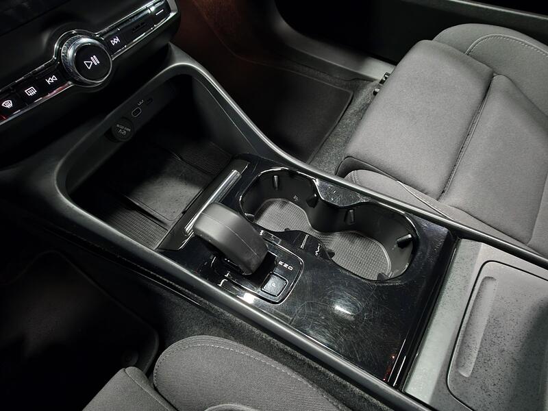 Volvo C40 vaihtoauto