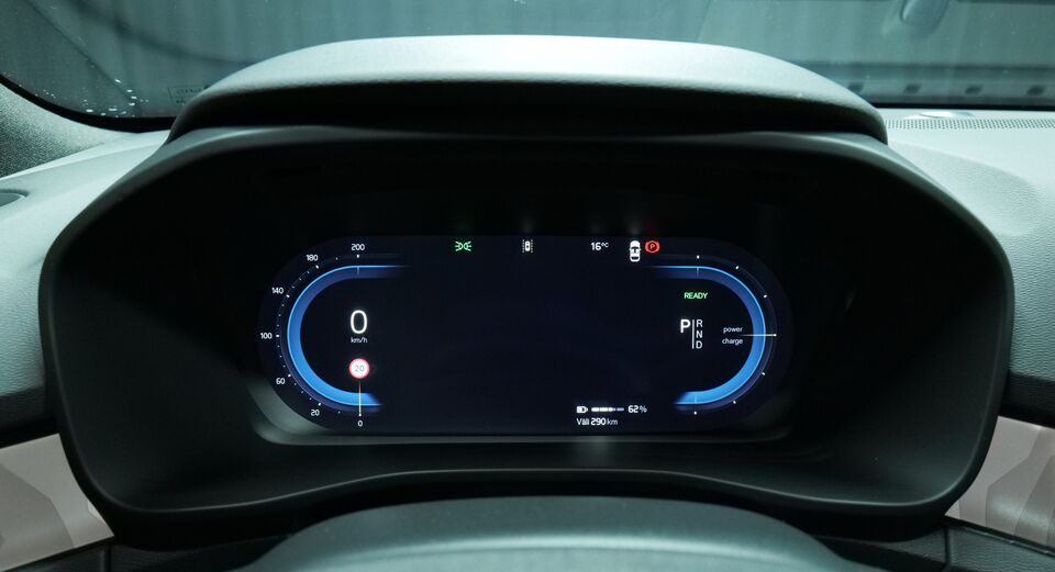 Volvo EX40 vaihtoauto