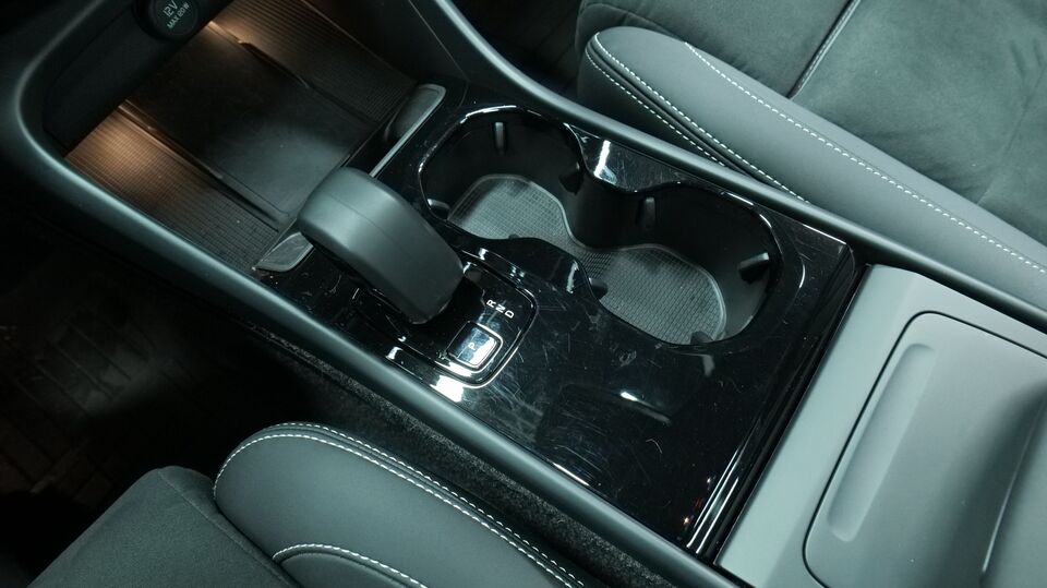 Volvo EX40 vaihtoauto