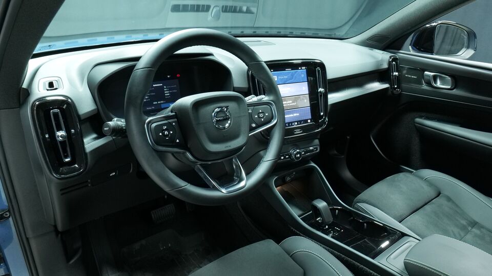 Volvo EX40 vaihtoauto