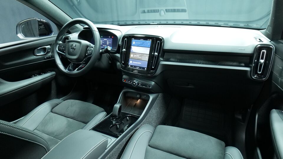 Volvo EX40 vaihtoauto