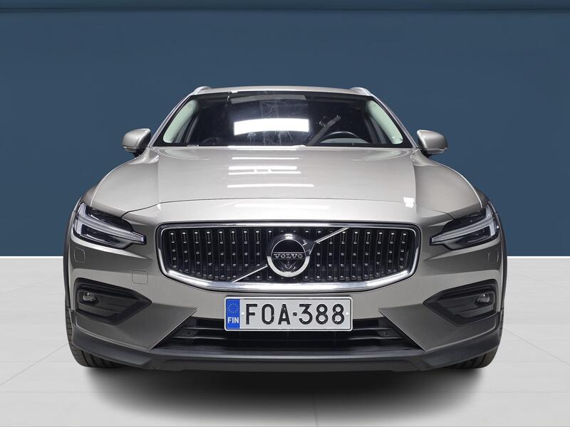 Volvo V60 Cross Country vaihtoauto