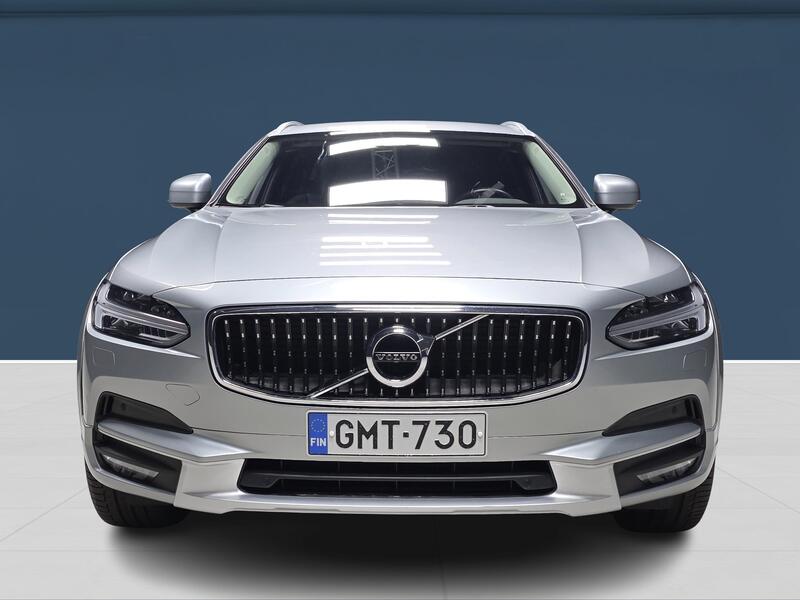 Volvo V90 Cross Country vaihtoauto