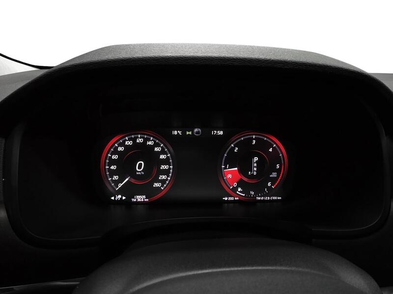 Volvo V90 Cross Country vaihtoauto
