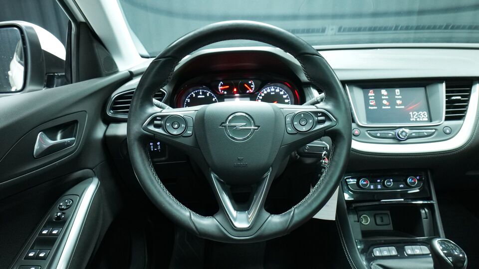 Opel Grandland X vaihtoauto