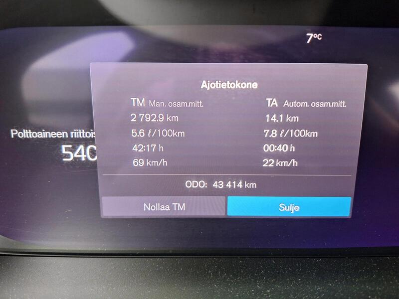Volvo V60 Cross Country vaihtoauto