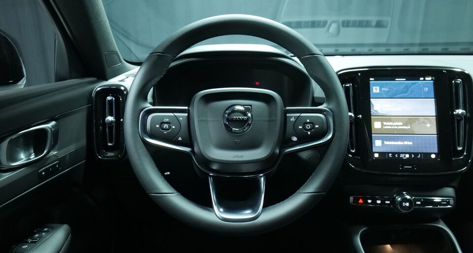 Volvo EX40 vaihtoauto