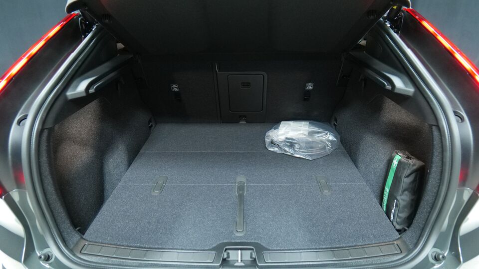 Volvo EC40 vaihtoauto