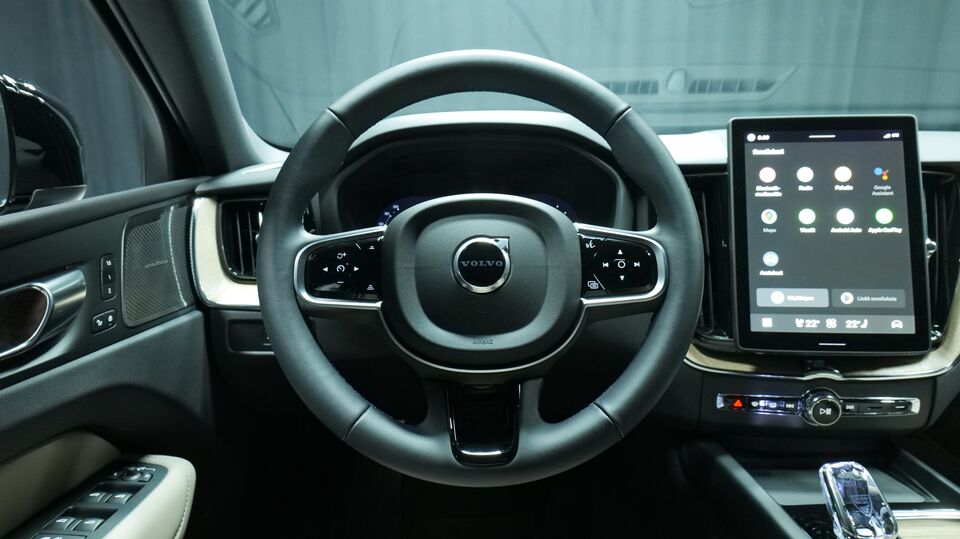 Volvo XC60 vaihtoauto