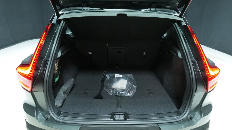 Volvo EX40 vaihtoauto