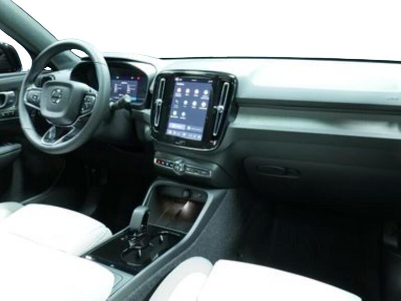 Volvo EX40 vaihtoauto