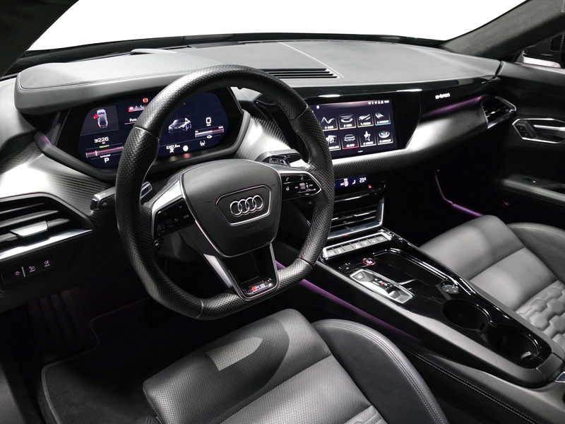 Audi e-tron GT vaihtoauto