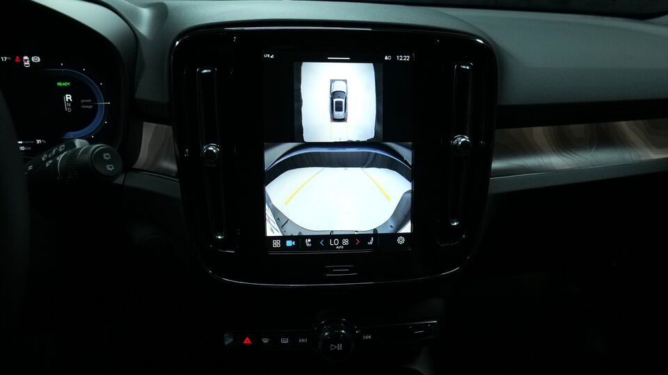 Volvo EX40 vaihtoauto