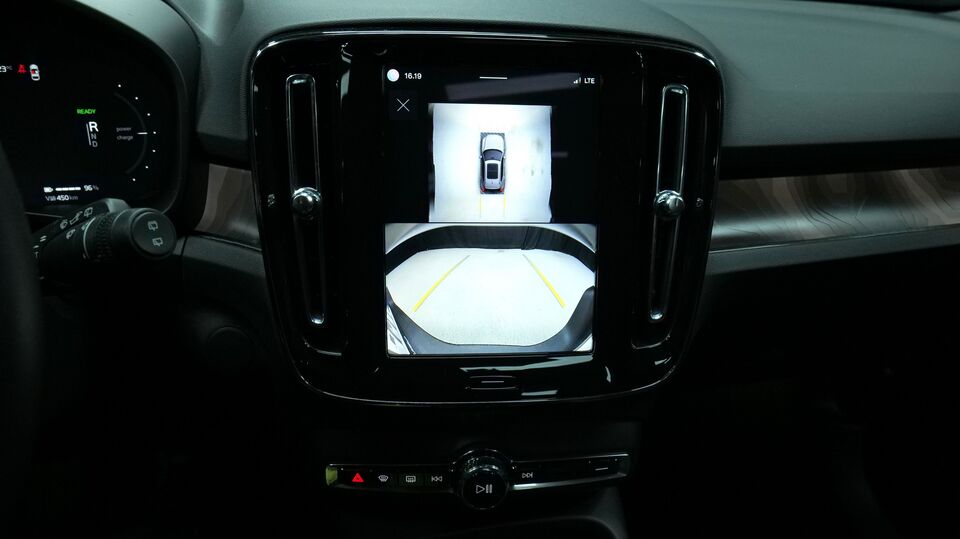 Volvo EX40 vaihtoauto