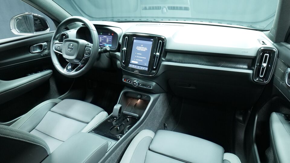 Volvo EX40 vaihtoauto