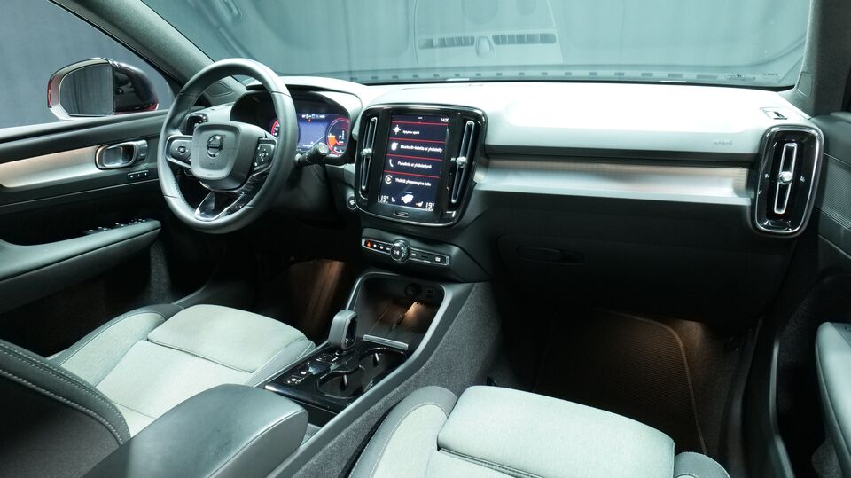 Volvo XC40 vaihtoauto