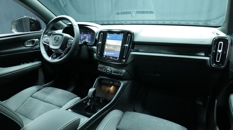 Volvo EX40 vaihtoauto