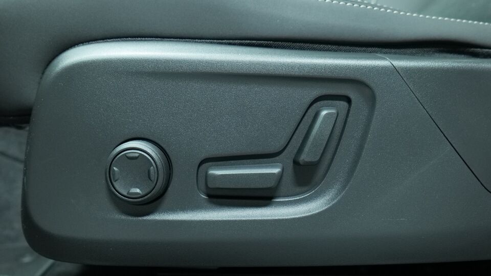 Volvo EC40 vaihtoauto