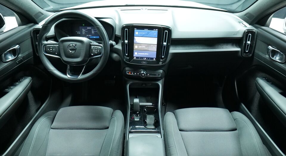 Volvo C40 vaihtoauto