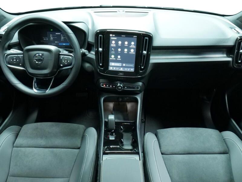 Volvo EX40 vaihtoauto