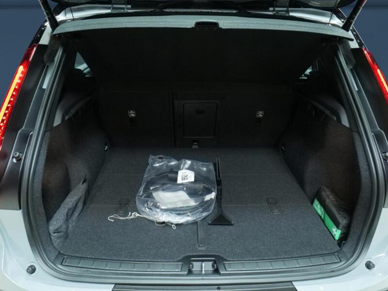 Volvo EX40 vaihtoauto