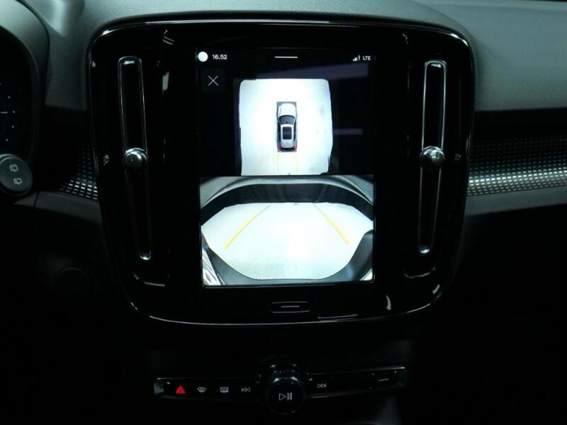 Volvo EX40 vaihtoauto