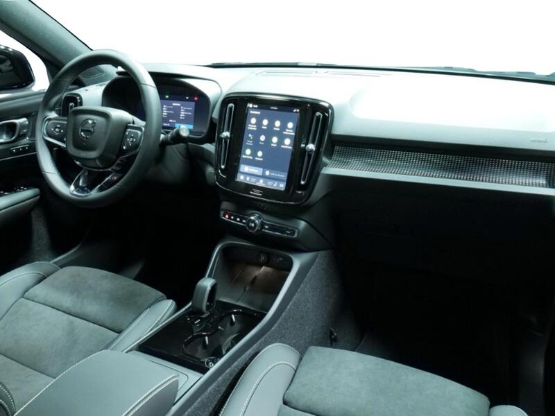 Volvo EX40 vaihtoauto