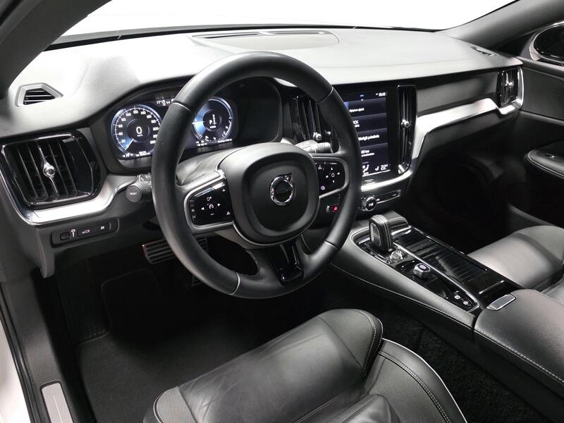 Volvo V60 vaihtoauto