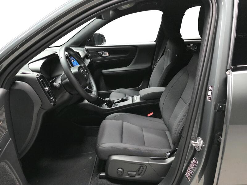 Volvo EX40 vaihtoauto