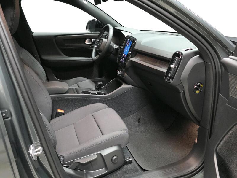 Volvo EX40 vaihtoauto