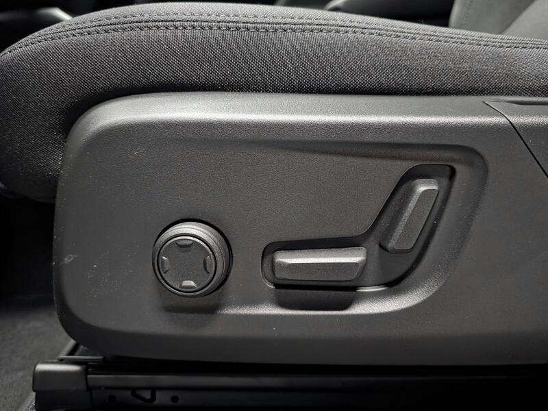 Volvo EX40 vaihtoauto