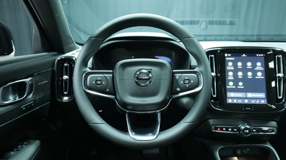 Volvo EX40 vaihtoauto