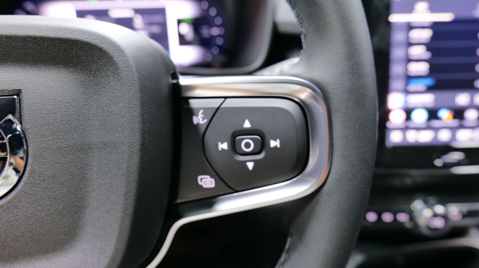 Volvo EX40 vaihtoauto