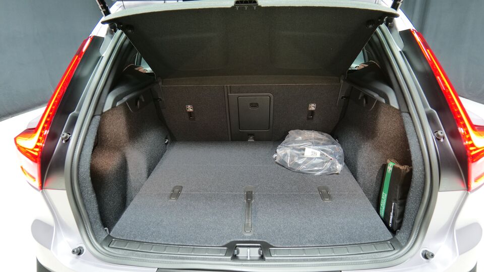 Volvo EX40 vaihtoauto