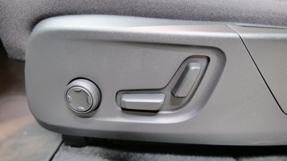 Volvo EX40 vaihtoauto