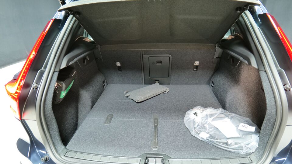 Volvo EX40 vaihtoauto