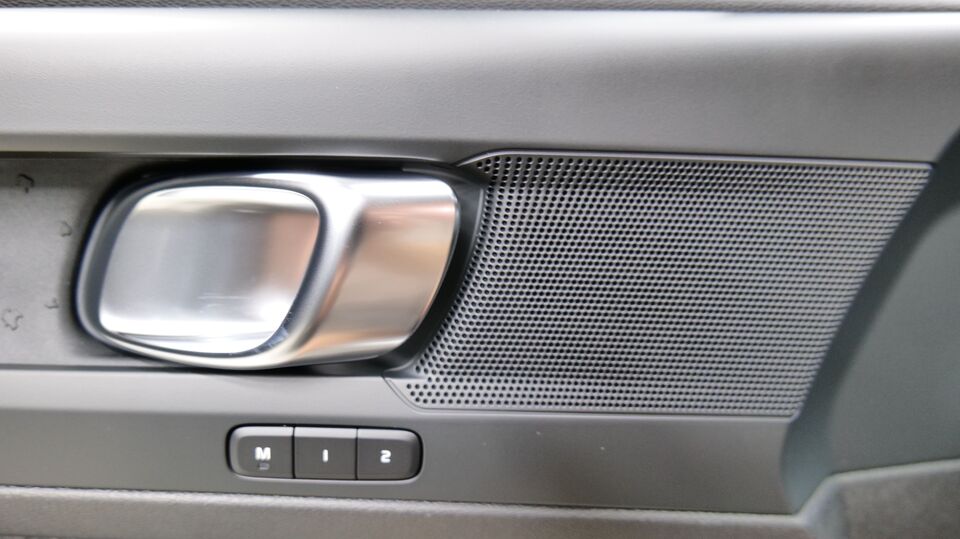 Volvo EX40 vaihtoauto